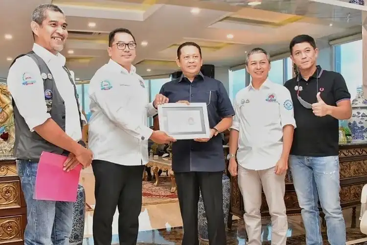 Ketua IMI Bamsoet Dukung Gelaran Vespa World Days 2022 di Bali