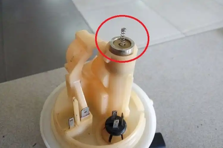 Motor Injeksi Jadi Makin Irit dan Kencang Hanya Bermodal Pentil Ban Uang Jajan Jadi Lebih Hemat 