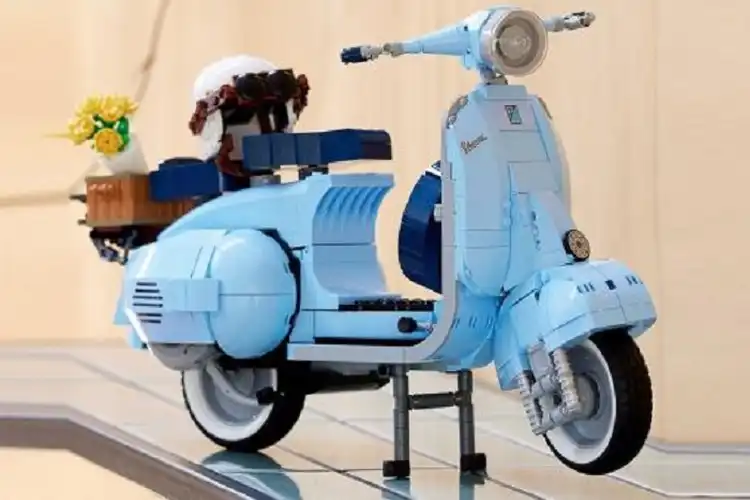 Vespa Tahun 1960-an Dirilis Dalam Bentuk Lego, Harga Cuma Rp 1 Jutaan