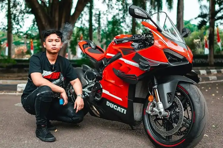 Update Sidang Doni Salmanan Berakhir Ribut, Ingat Lagi 4 Motor Gede Mewah Miliknya