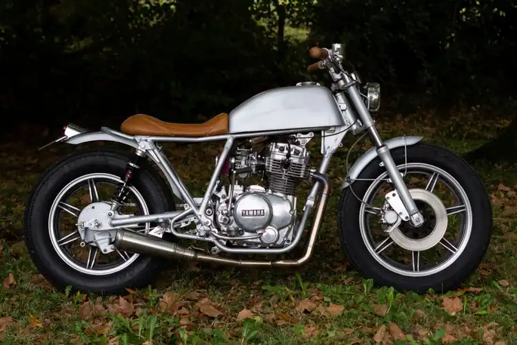 Motor Custom Aliran Japstyle Itu Apa Sih? Nih Simak Jawaban Builder