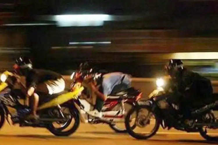 Sering Jadi Arena Balap Liar, Pemkot Depok Pasang Pita Ini Di Kawasan GDC