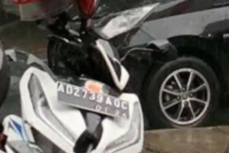 Honda Vario Dimaling Saat Parkir Di Warung Soto, Sekeluarga Bingung Motornya Hilang Usai Sarapan