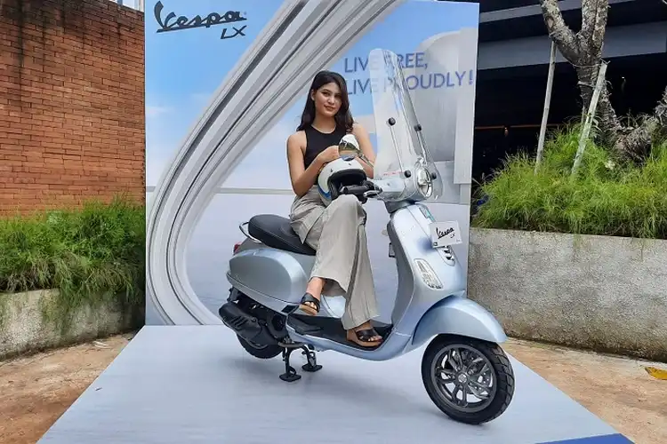 Harga Motor Vespa LX 125 Desember 2022, Promo Akhir Tahun Kena Voucher Eksklusif