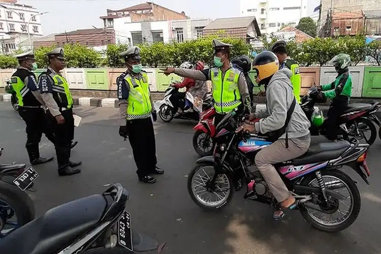 Nangis Denda Tilang Termahal Razia Operasi Patuh 2022 Enggak Bisa Bayar Cicilan Motor Awas Melanggar