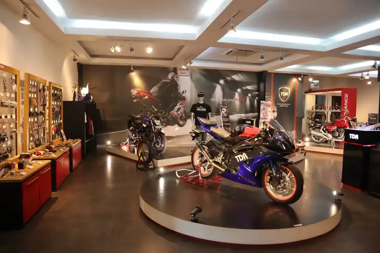 Video Grebek HPZ di TDR Technology Center Jaktim, Banyak Part-Part Modifikasi Kece!