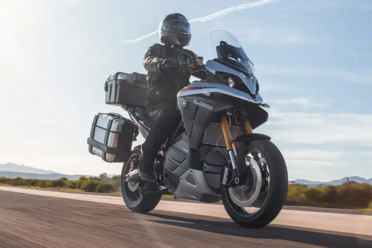  Motor Listrik Berkonsep Turing Pertama Asal Italia, Sekali Charge Bisa Tempuh Jarak 420 Km