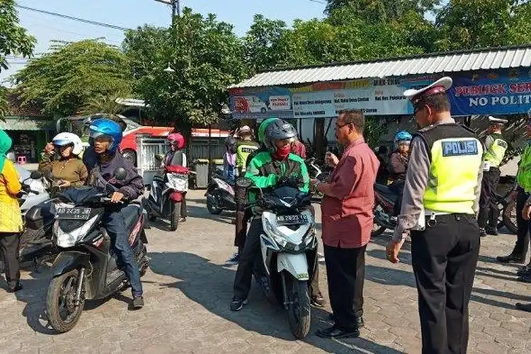 Wuih Razia Pajak Kendaraan Justru Diminta Warga Setiap Bulan, Ternyata Ini Alasannya