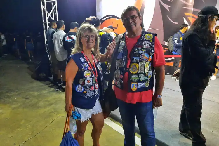 Cerita Pasangan Kakek Nenek Asal Italia Datang ke Vespa World Days 2022 Bali