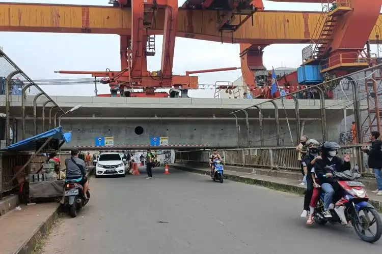 Bikin Waswas, Pemotor Merasa Ngeri Tertimpa Girder Jembatan Antilope