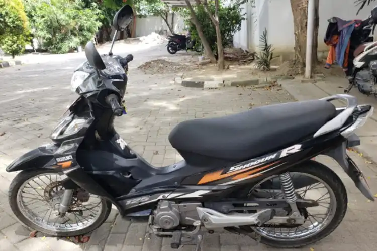 Murah Meriah Motor Suzuki Shogun Kondisi Mulus Dilelang Cuma Rp1,8 Jutaan, STNK dan BPKB Lengkap