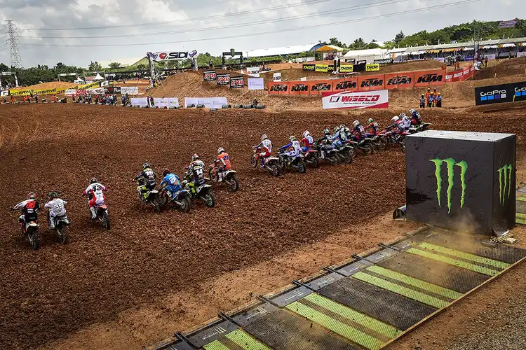 Enggak Disiarkan di TV Lokal dan Nasional, Ini Link Live Streaming MXGP Samota 2022