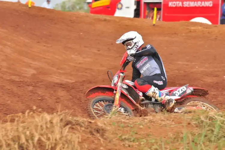 4 Pembalap Indonesia Turun Di Kelas MXGP Dan MX2 Di MXGP Samota 2022, Siapa Saja?