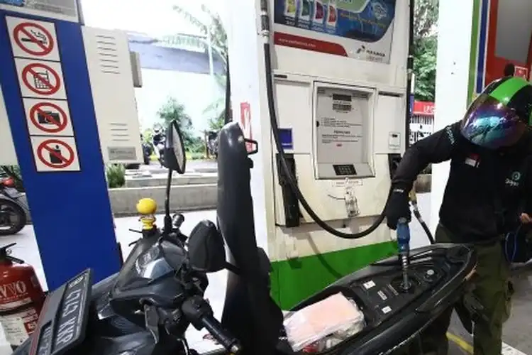 Daftar Harga Bensin Pertamina, Shell, Vivo, dan BP AKR, Ron di Atas Pertamax Mana Lebih Murah?