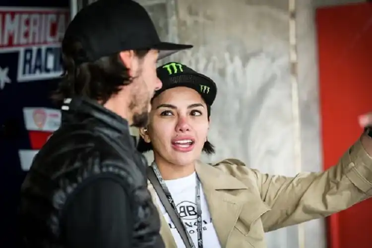 Nikita Mirzani Buka-bukaan Alasan Bubar dari Mantan Pembalap MotoGP John Hopkins