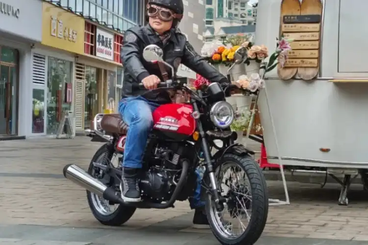 Motor Baru Dayun Latte 200-6F Diluncurkan, Gaya Klasik Modern Harga Setara Yamaha Fazzio