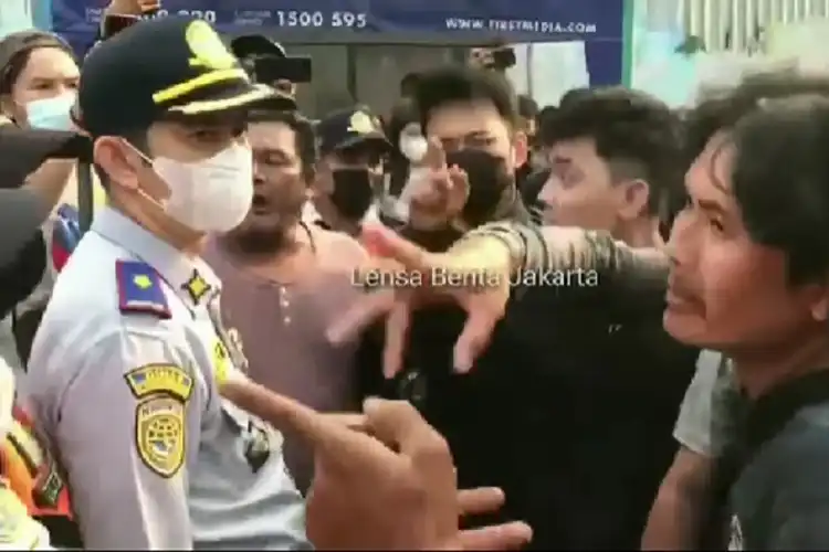 Tegang Anggota Dishub Nyaris Bentrok Lawan Tukang Parkir Dukuh Atas Imbas Citayam Fashion Week