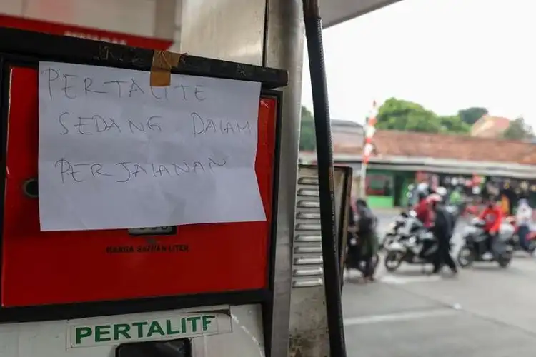 Harga Pertalite Naik, Ratusan Buruh Demo Tagih Bus Janji Kampanye Bupati Bandung Barat