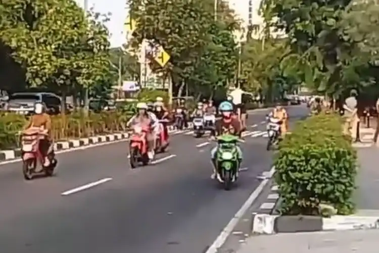 Baru Dibangun Sehari, Polisi Tidur di Jalan Danau Sunter Selatan Sudah Makan Korban
