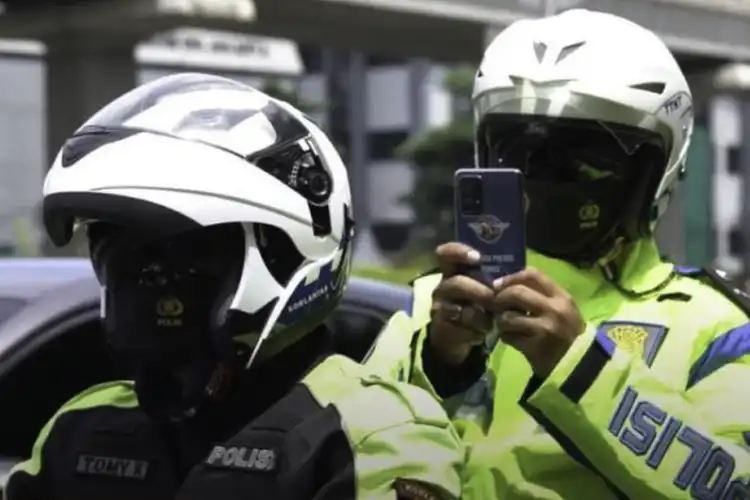 ETLE Mobile Dengan Kamera HP Berlaku Di Surabaya, Perhatian Buat Bikers Jawa Timur