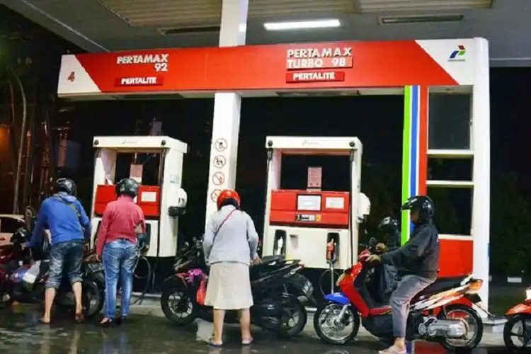 Update Harga BBM Pertamina Jelang Natal 2022, Pertalite Sampai Pertamax Turbo Beda-beda?