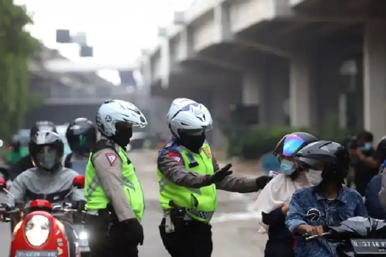 Tidak Ada Tilang Manual dalam Razia, Polisi Kasih Tahu Cara Menindak Pelanggar Lalu Lintas Agar Jera 