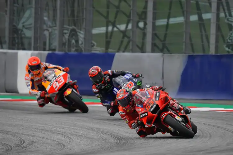 Perebutan Juara Dunia MotoGP 2022 Beda 2 Poin, Marc Marquez Dukung Siapa?