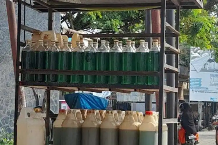 Harga Pertalite Naik Jadi Rp 10 Ribu, Omzet Pedagang Bensin Eceran Merosot Sampai 30 Persen