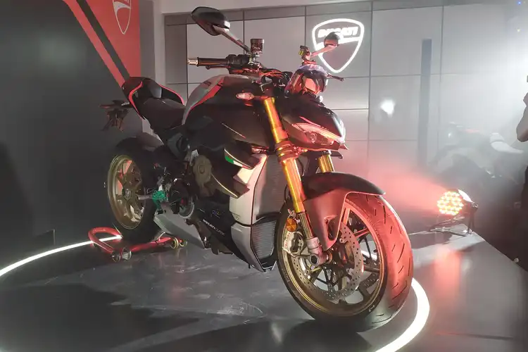 Motor Ducati Siap Diskon Besar Nih Setelah Juara Dunia MotoGP dan WSBK ?