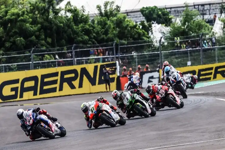 30 Ribuan Tiket WSBK Mandalika 2022 Terjual, Netizen: Tahun Depan MotoGP Bisa Tembus 100 Ribu Orang