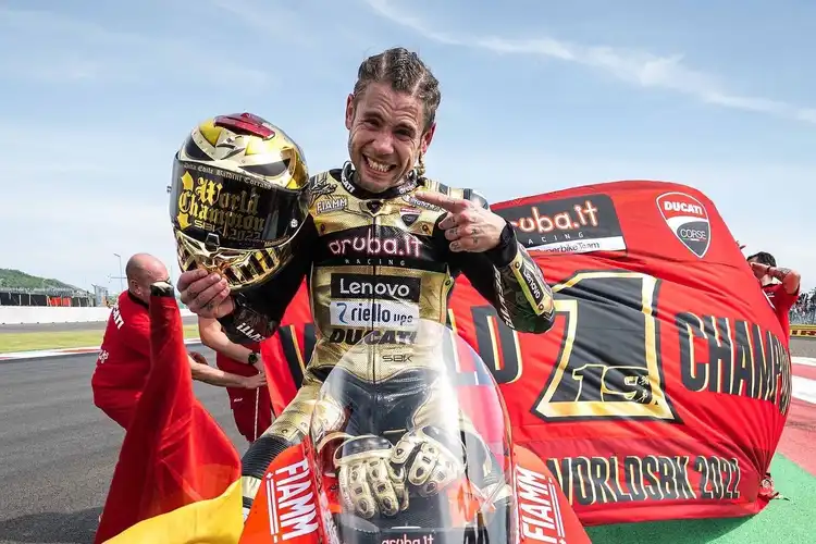 Alvaro Bautista Rasakan Gugup Saat Hendak Juara Dunia WSBK 2022 Di Mandalika
