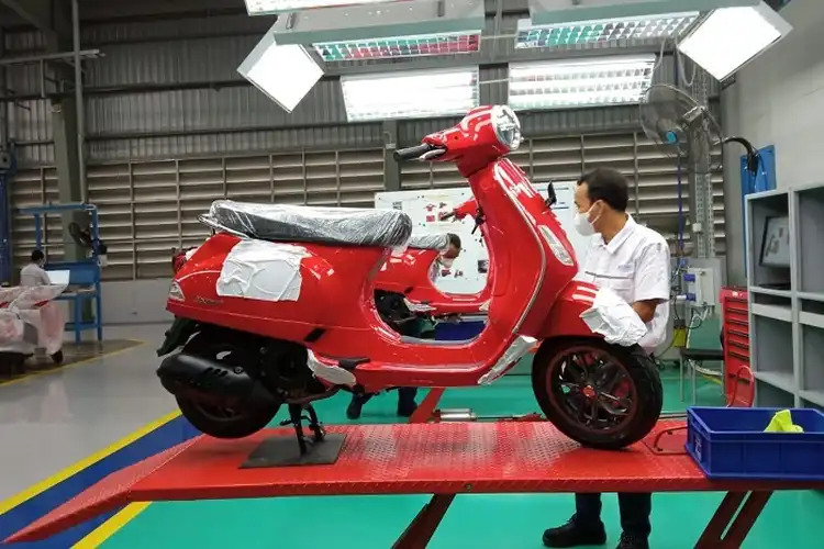 Harga Vespa LX 125 i-get Setelah Pabrik Cikarang Buka, Ada Penurunan?