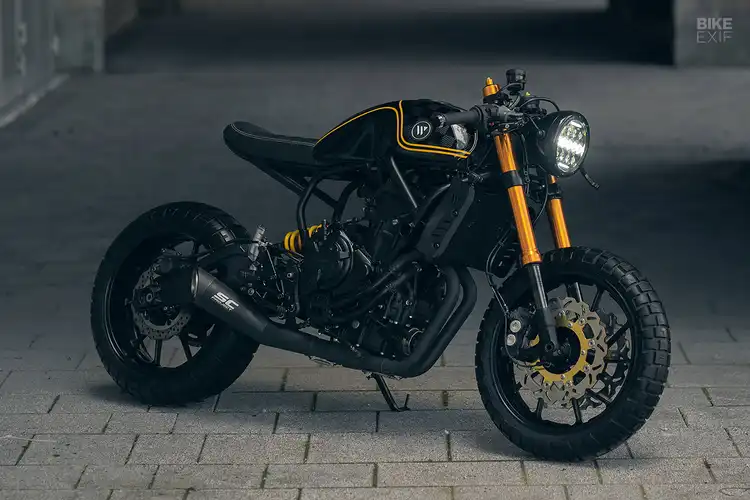 Motor Custom Yamaha MT-07 Cafe Racer, Bodi Minimalis Plus Jok Bermagnet