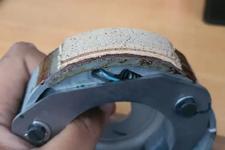 Dua Tanda Kampas Ganda CVT Motor Matic Musti Ganti Baru, Bikers Harus Tahu