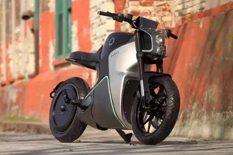 Motor Listrik Fuell Fllow Berdesain Ala Motor Custom Futuristik, Bisa Tembus 240 Km!