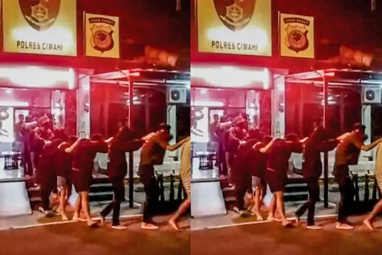 15 Anggota Geng Motor Konvoi Sambil Acungkan Golok Di Cimahi, Enggak Berkutik Ditangkap Polisi