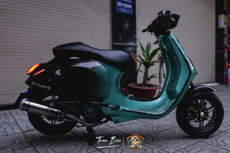 Modifikasi Motor Vespa Sprint 150, Racing Enggak Tanggung-tanggung