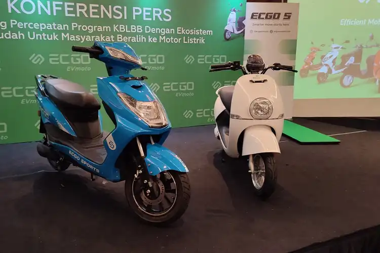 Motor Listrik ECGO 3 dan ECGO 5 Meluncur, Tawarkan Sistem Langganan Baterai