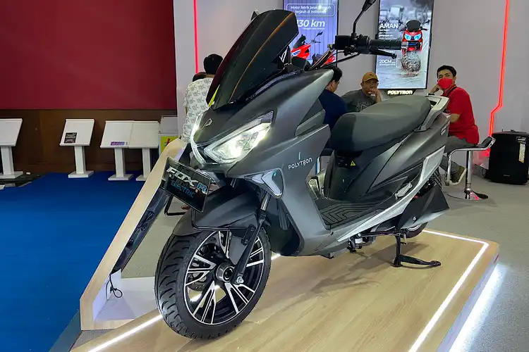 Hadir Di IIMS 2023, Segini Harga Baterai Motor Listrik Polytron Fox R