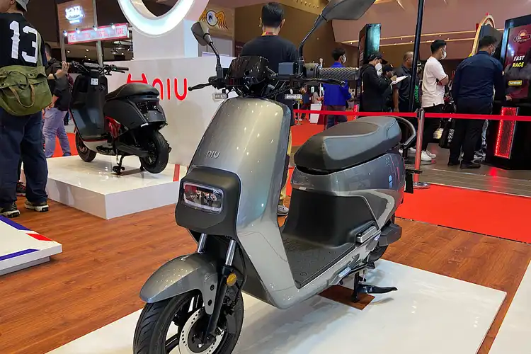 Tampil Di IIMS 2023, Motor Listrik NIU Gova 03 Punya Teknologi Unik