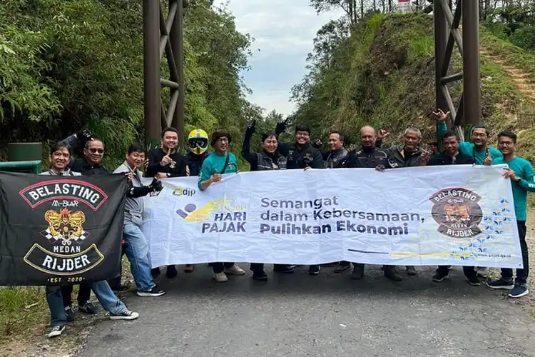Baru Tahu Pegawai Pajak Punya Klub Motor, Namanya Belasting Rijder