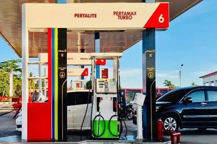 Resmi, Harga BBM Pertamax Turbo Naik Jadi Rp 15 Ribuan Per Hari Ini, Pertalite Juga?