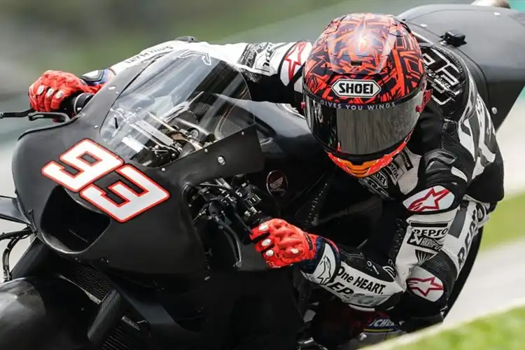 Marc Marquez Diragukan Menang, Pembalap Aprilia Soroti Kemampuan Honda