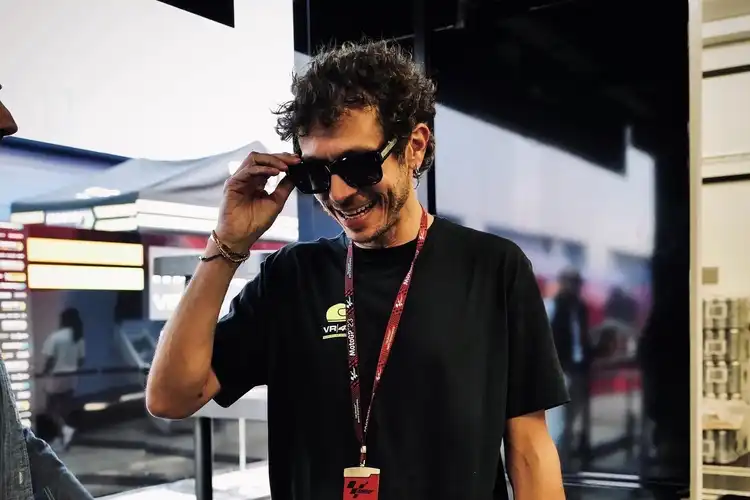 Jadi Brand Ambassador Yamaha, Valentino Rossi Ogah Balap Pakai Yamaha