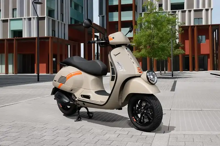 Motor Baru Vespa GTV 2023 Resmi Dijual Banyak Fitur Baru Harga Rp 123 Jutaan