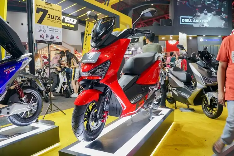 Diserbu Pengunjung, Motor Listrik United E-Motor Curi Perhatian Di Jakarta Fair  Kemayoran 2023, Ini Alasannya
