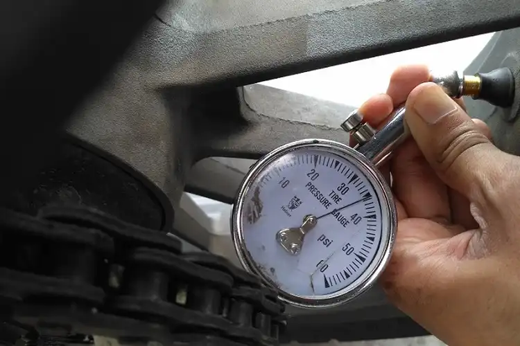 Rekomendasi Tekanan Angin Ban Motor Matic Jangan Sekadar Penuh Ya Gaes