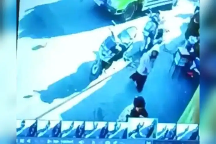 Miris Balita Ditinggal Sendirian di Motor Berujung Dilindas Truk di Makassar