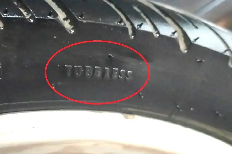 Pabrikan Ungkap Jenis Paku yang Bisa Menaklukan Ban Tubeless Simak Cara Menanganinya 
