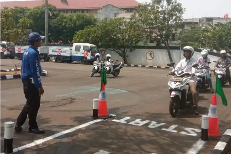 Lintasan Ujian Praktik SIM C Berubah Total, Bagaimana Nasib Pemotor yang Tidak Lulus?